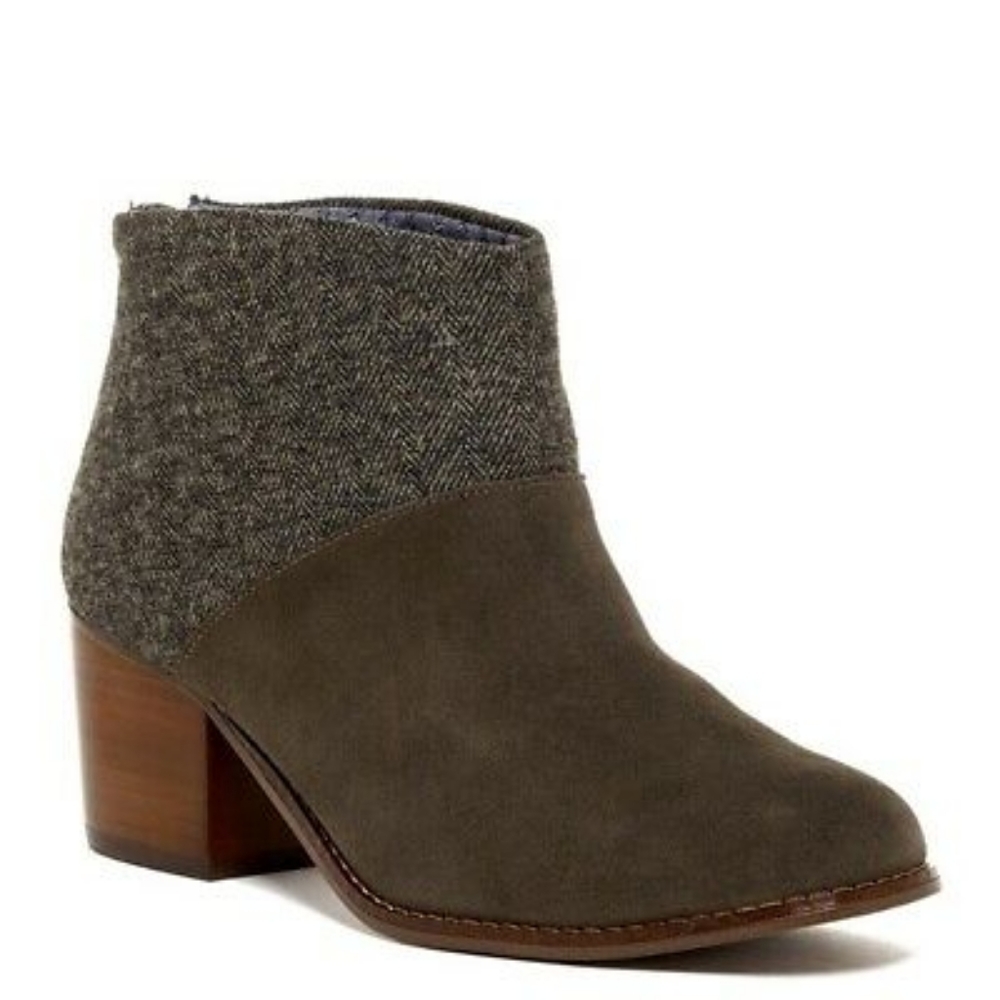EUC Tom's Leila Bootie in Olive size 12